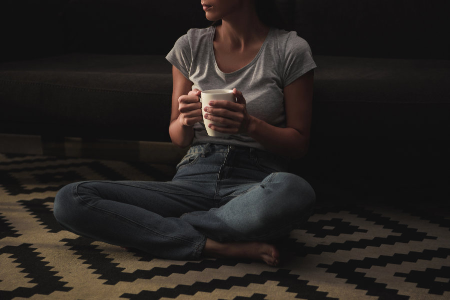 how to get over a breakup - sad woman how to get over a breakup - sad woman